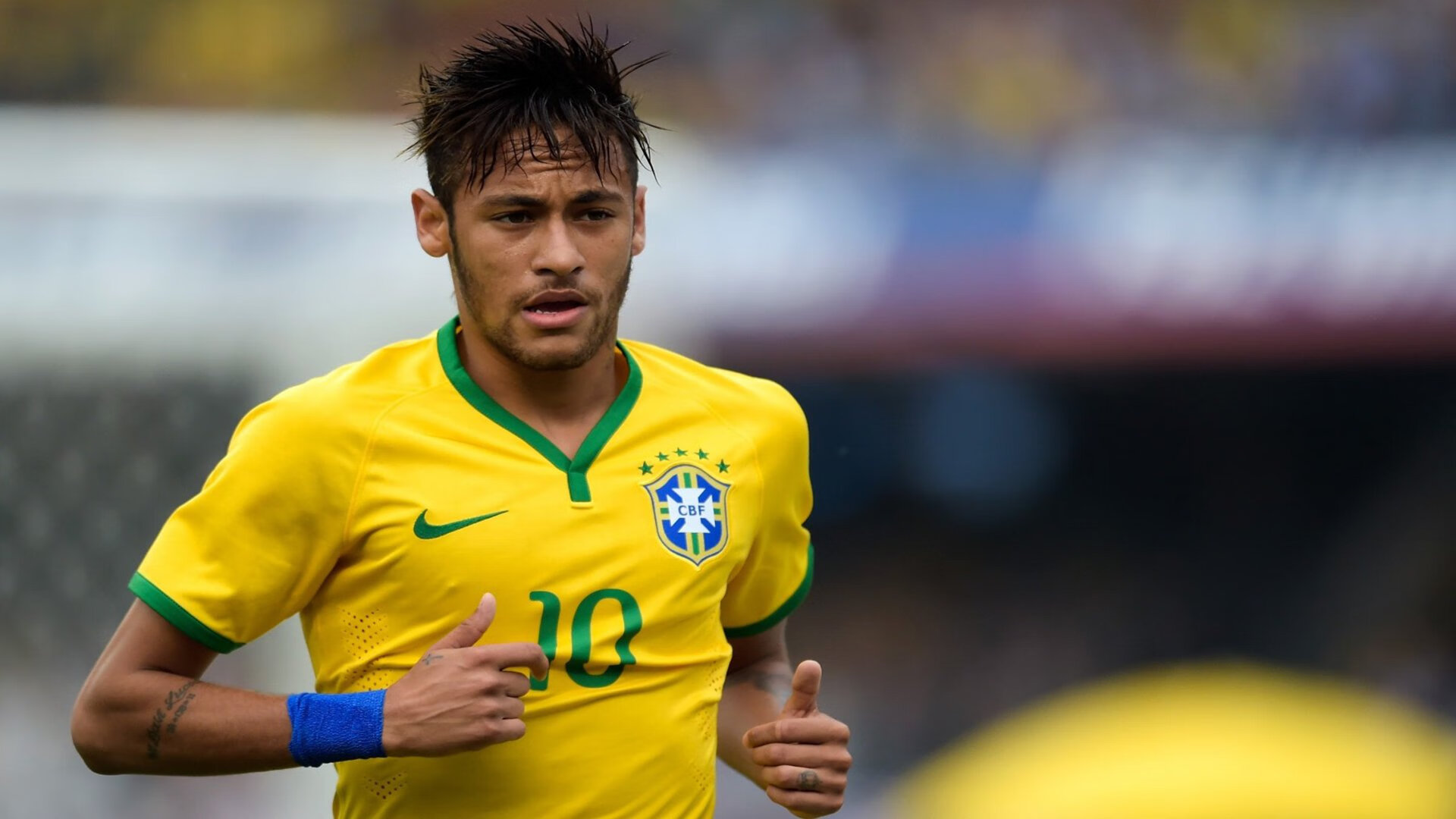 全国田径锦标赛跳远项目激战正酣 新秀黑马逆袭夺冠创个人最佳